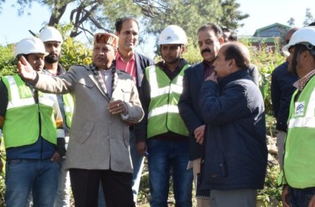 अधिकारी मेडिकल कॉलेज भवन निर्माण कार्य में गुणवत्ता, पारदर्षिता तथा समयबद्ध पूरा करना करें | सुनिष्चित-डॉ0 बिंदल