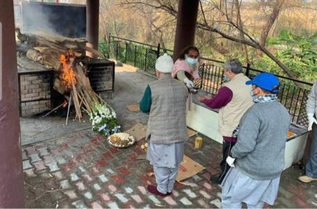 प्रदेश के पूर्व मुख्यमंत्री शांता कुमार की पत्नी संतोष शैलजा का कोरोना वायरस संक्रमण से निधन