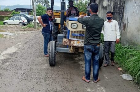 पांवटा साहिब : माइनिंग विभाग ने अवैध खनन करते तीन ट्रक्टरों को मौके पर दबोचा