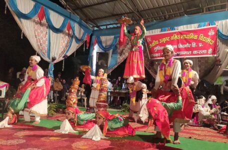 अंडर नाइनटीन सांस्कृतिक प्रतियोगिता के दूसरे दिन छात्राओं ने प्रस्तुत किए विभिन्न सांस्कृतिक कार्यक्रम